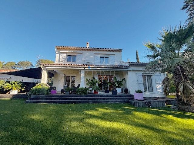 Maison 5 pièces 140 m²