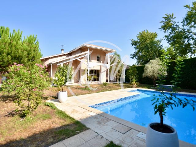 Maison 5 pièces 135 m²