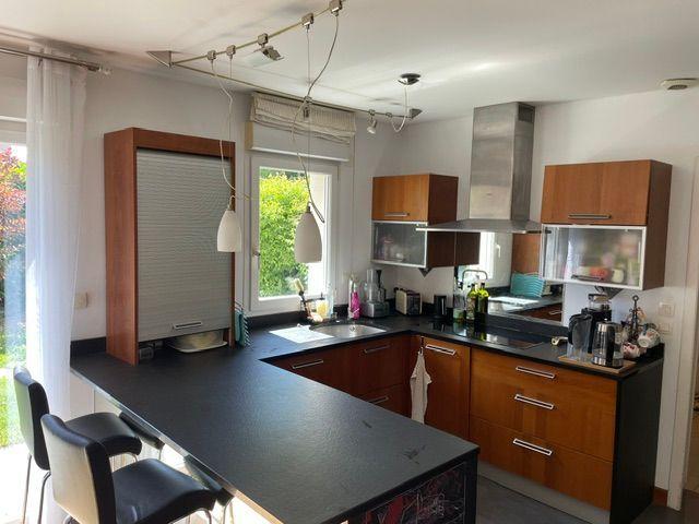 Maison 5 pièces, 135 m² à louer à Prévessin Moëns 01280