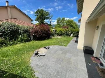 Maison 5 pièces, 135 m² à louer à Prévessin Moëns 01280