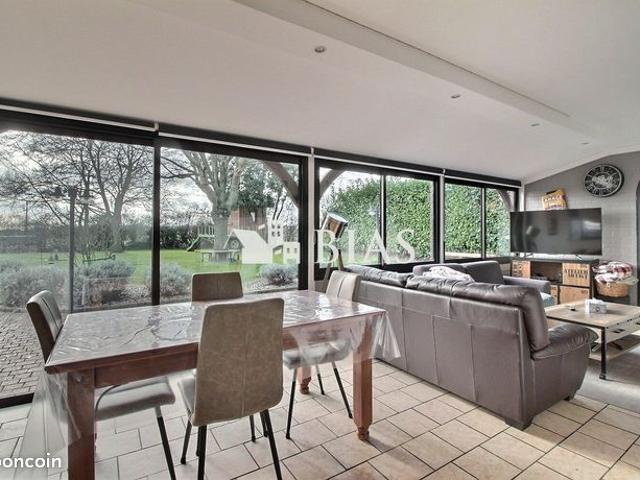 Maison 5 pièces 136 m²