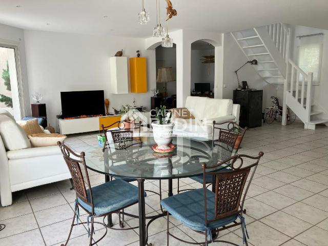 Maison 5 pièces 136 m²