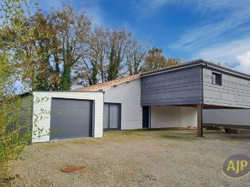 Maison à vendre à 85190, Vendée - Cave