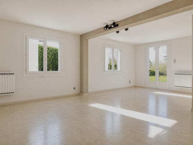 Maison 5 pièces, 136 m² à louer à Agen 47000