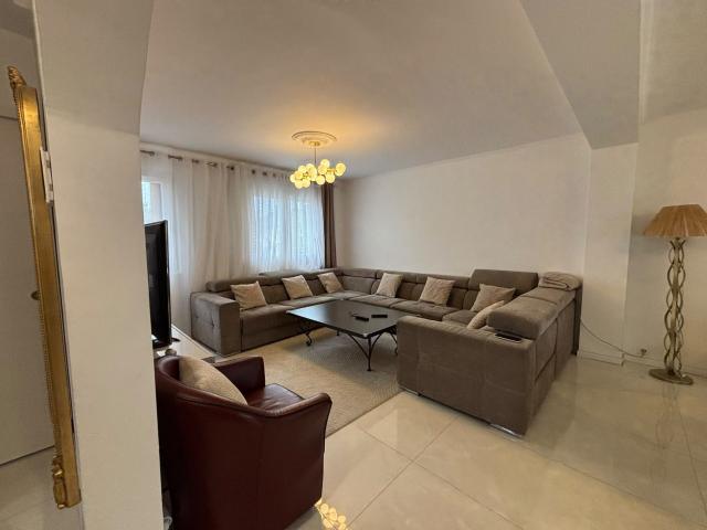 Maison 5 pièces 137 m²