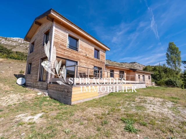 Maison 5 pièces 172 m²
