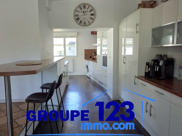 Maison 5 pièces 141 m²