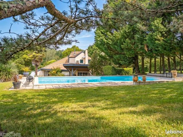 Maison 5 pièces 137 m²