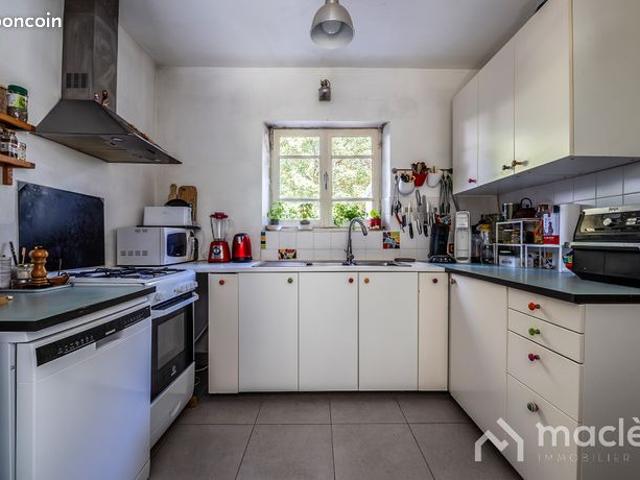 Maison 5 pièces 137 m²