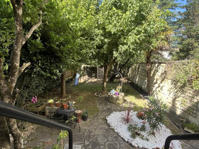 Maison 5 pièces 138 m²