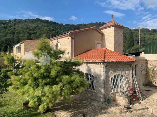 Maison 5 pièces 138 m²