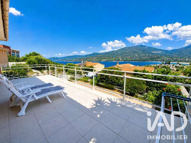 Maison 5 pièces 139 m²