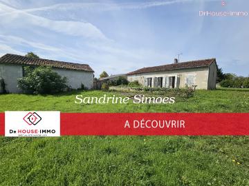 86300, Vienne Poitou-Charentes - Cheminée