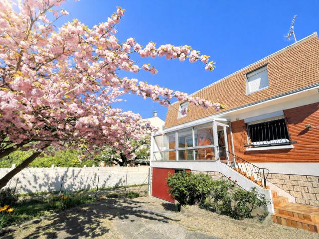 Maison 5 pièces 130 m²