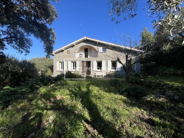 Maison 5 pièces 130 m²
