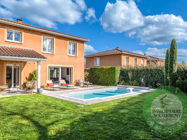 Maison 5 pièces 130 m²