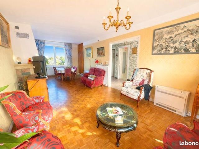 Maison 5 pièces 130 m²