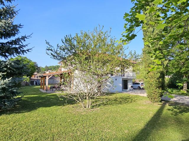 Maison 5 pièces 130 m²