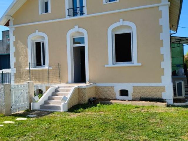 Maison 5 pièces, 130 m² à louer à Bergerac 24100