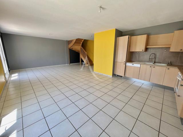 Maison 5 pièces, 130 m² à louer à L'Isle Jourdain 32600