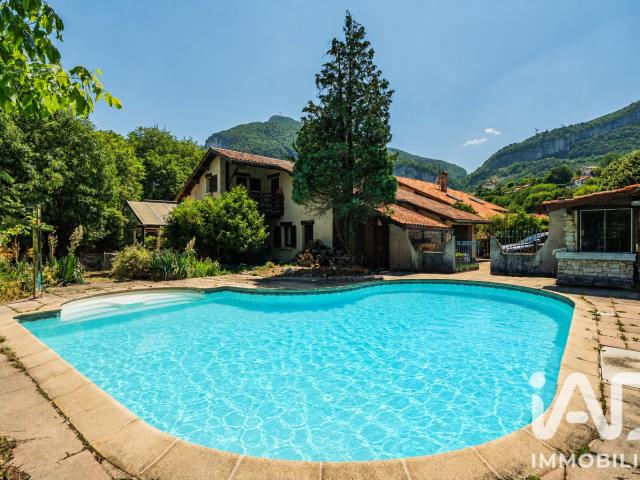 Maison 5 pièces 131 m²