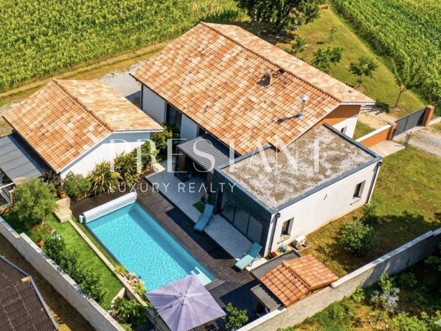 Maison 5 pièces 132 m²