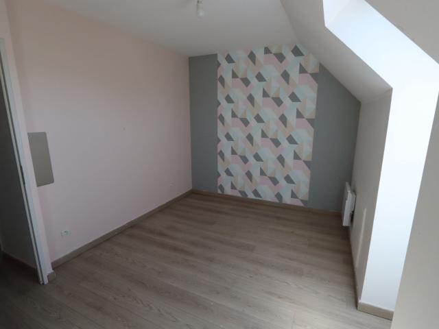 Maison 5 pièces, 133 m² à louer à Saint Léger le Petit 18140