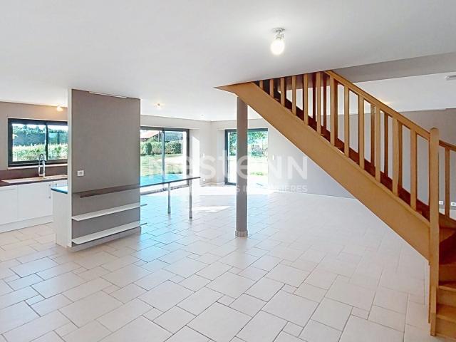 Maison 5 pièces 144 m²