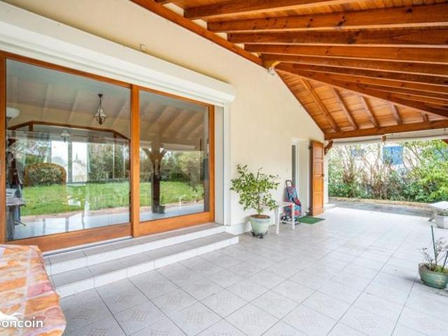 Maison 5 pièces 144 m²
