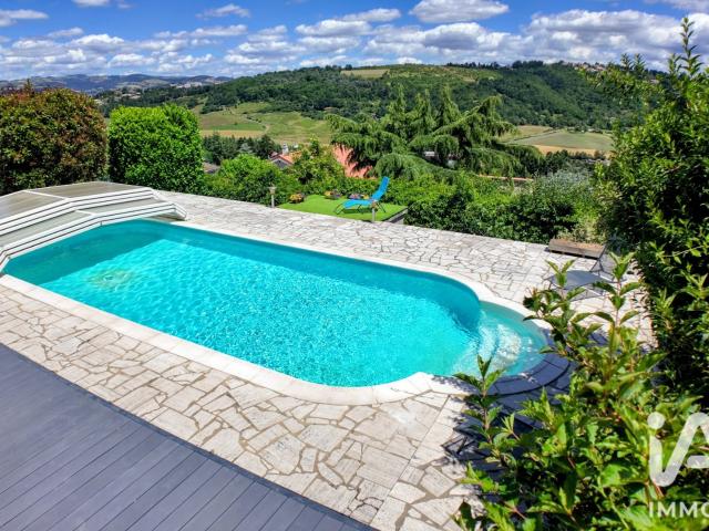 Maison 5 pièces 144 m²