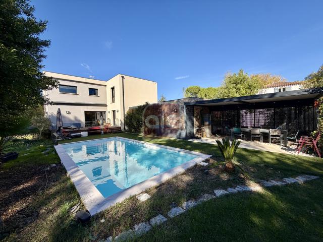 Maison 5 pièces 144 m²