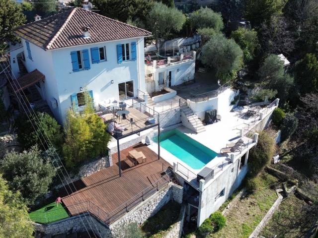 Maison 5 pièces 144 m²