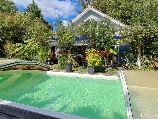 Maison 5 pièces 144 m²