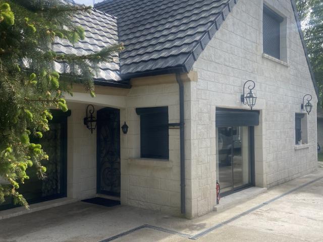 Maison 5 pièces 144 m²