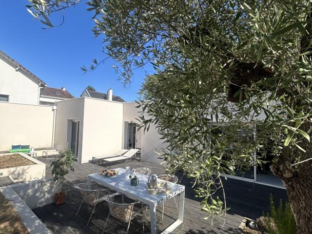 Maison 5 pièces 144 m²