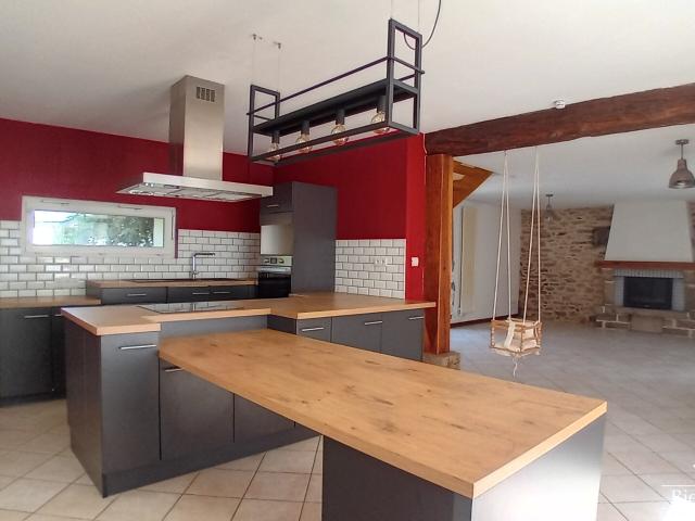 Maison 5 pièces 144 m²