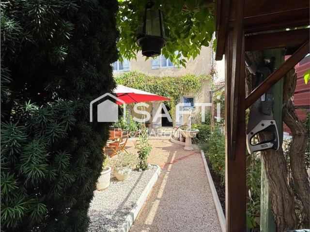 Maison 5 pièces 144 m²