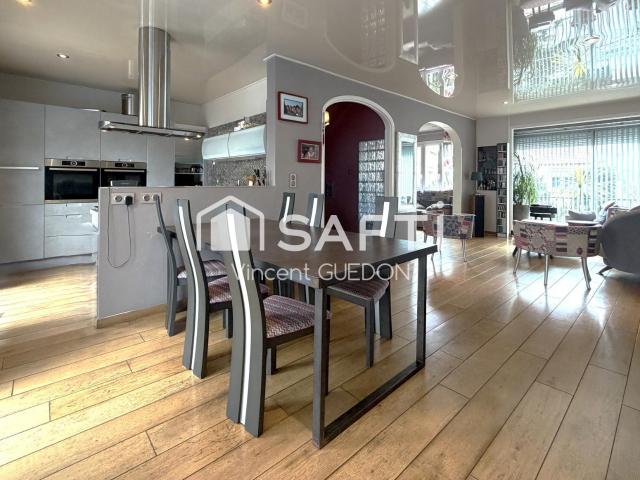 Maison 5 pièces 144 m²