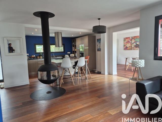 Maison 5 pièces 144 m²