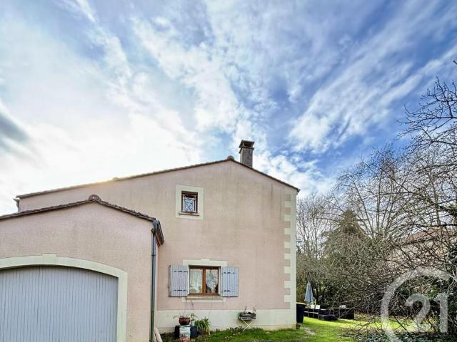 Maison 5 pièces, 144 m² à louer à Lesparre Médoc 33340