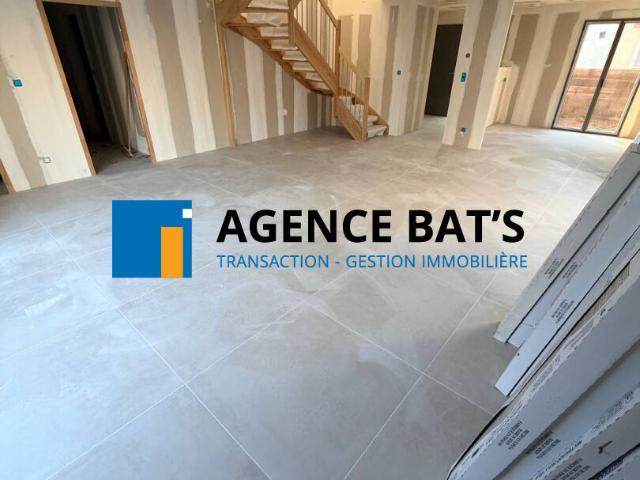 Maison 5 pièces, 144 m² à louer à Solaize 69360