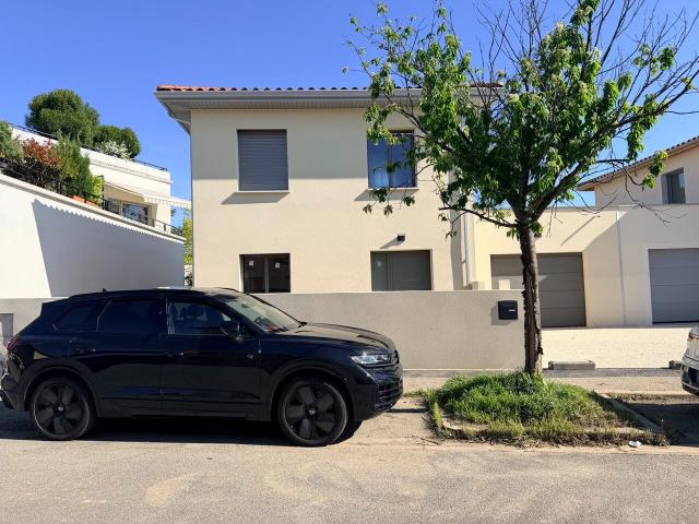 Maison 5 pièces, 144 m² à louer à Solaize 69360