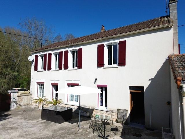 Maison 5 pièces 145 m²