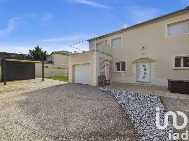 Maison 5 pièces 145 m²