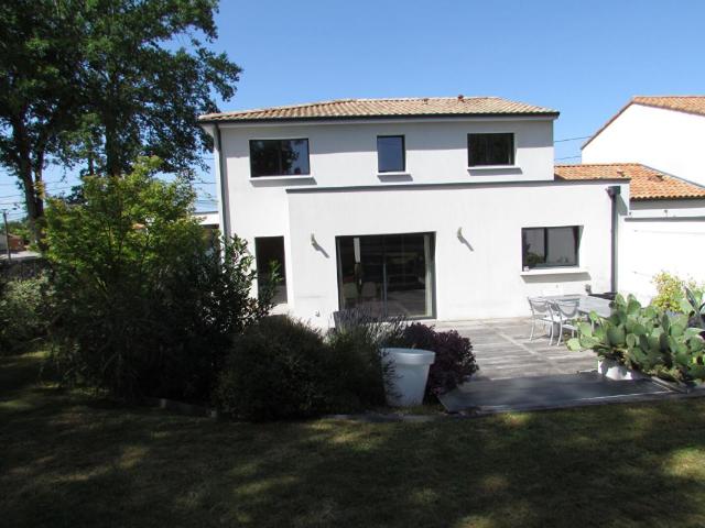 Maison 5 pièces 145 m²
