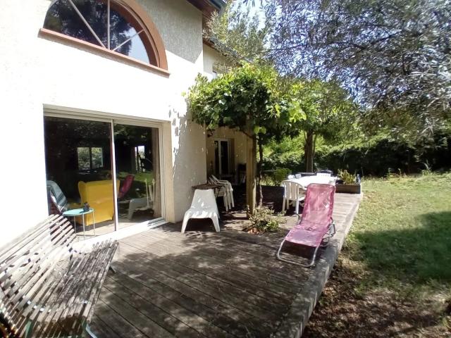 Maison 5 pièces 145 m²