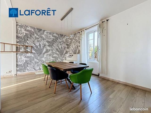 Maison 5 pièces 145 m²