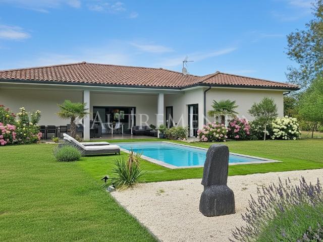 Maison 5 pièces 145 m²
