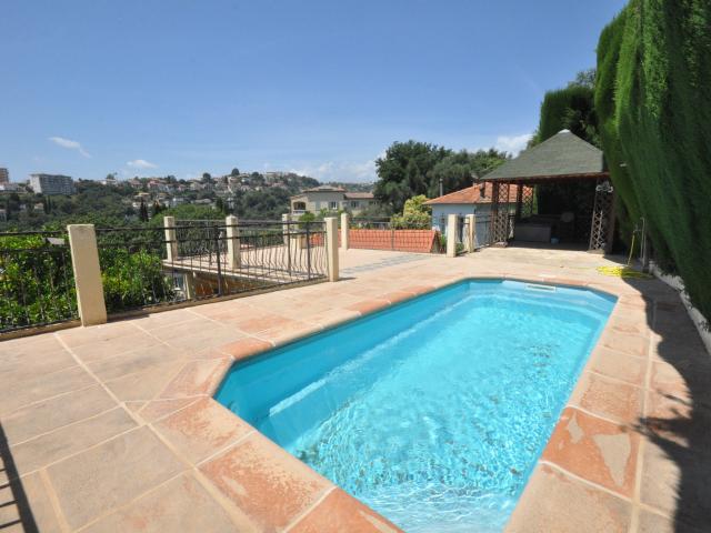 Maison 5 pièces 145 m²