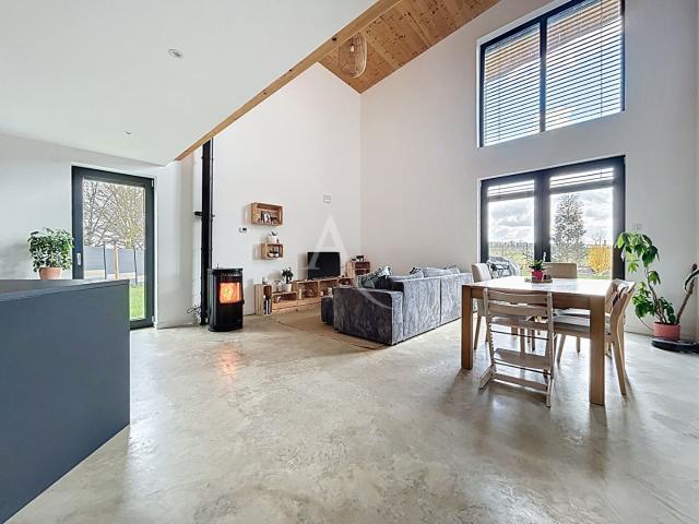 Maison 5 pièces 145 m²